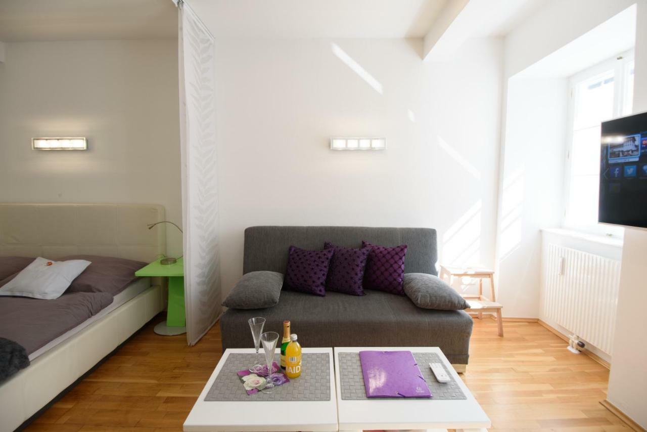 Design Apartment - Centrally Located Виена Екстериор снимка
