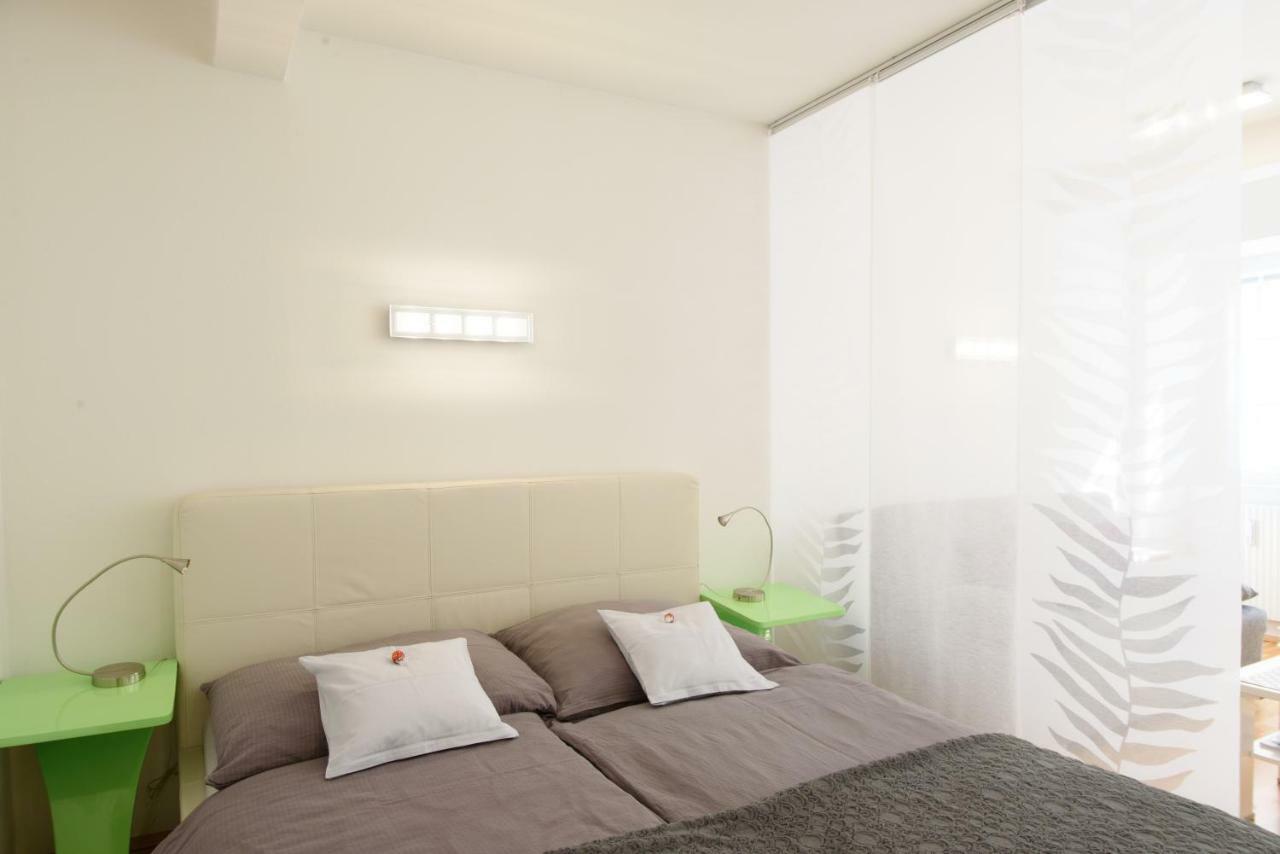 Design Apartment - Centrally Located Виена Екстериор снимка