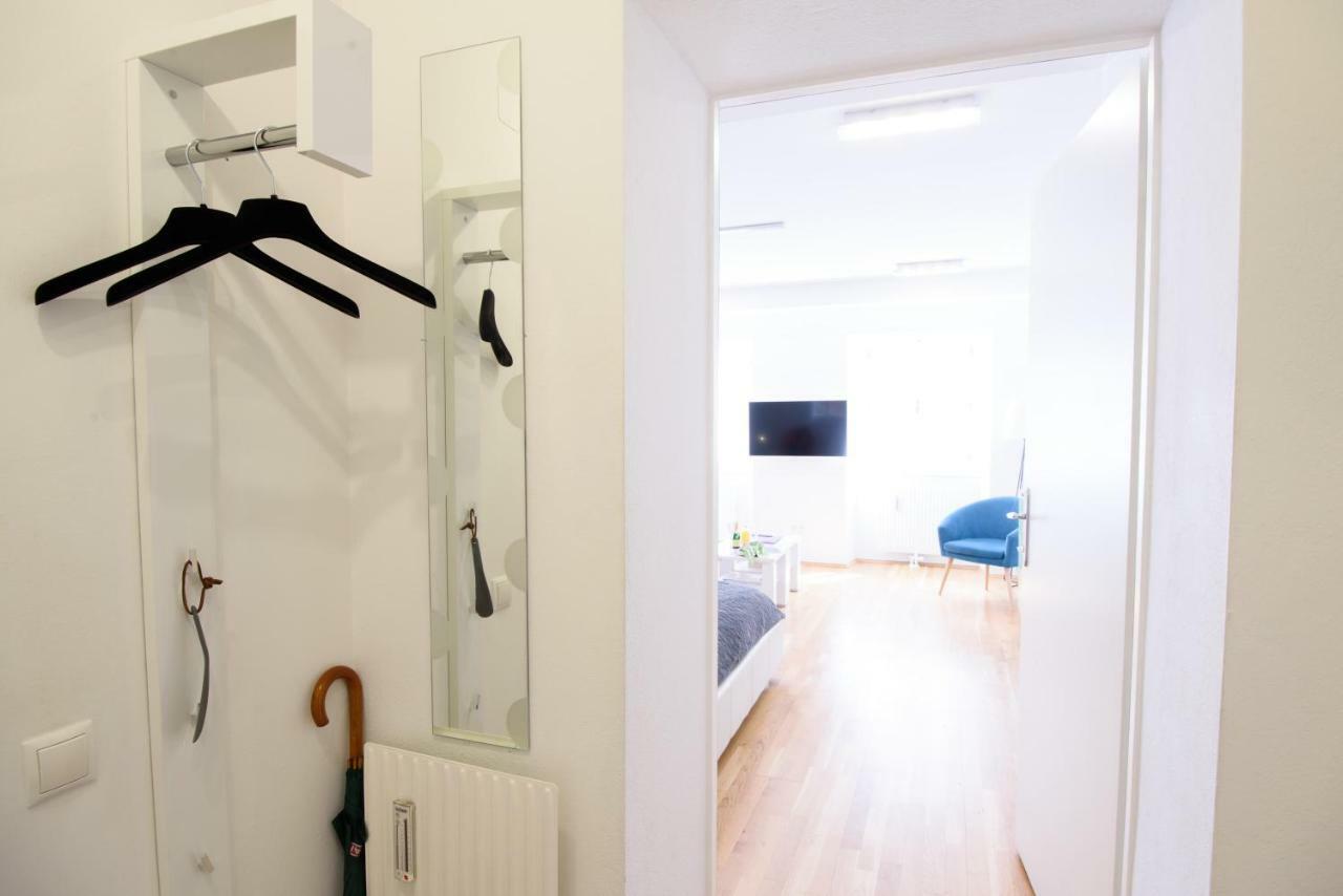 Design Apartment - Centrally Located Виена Екстериор снимка